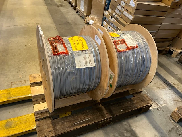 2 hew kabel 973m en 685m - afbeelding 1 van  3