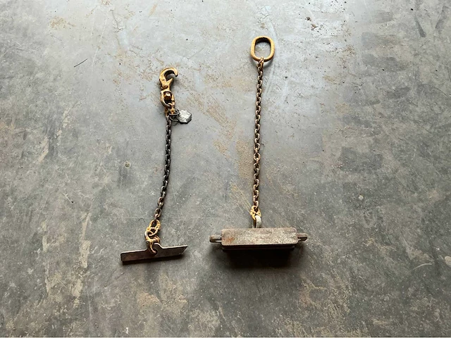 2 hijskettingen voor bobijnen overige aannemersmateriaal (2x) - afbeelding 1 van  2