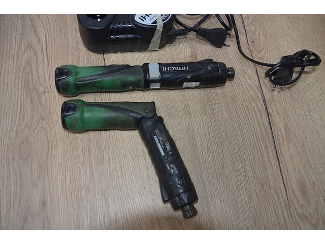 2 hitachi accu schroefmachines db3dl2 met 2 laders en 2 accu (b402) - afbeelding 3 van  4