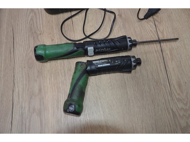 2 hitachi accu schroefmachines db3dl2 met 2 laders en 2 accu (b402) - afbeelding 3 van  5