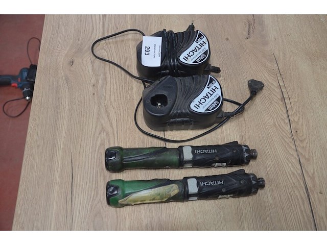 2 hitachi accu schroefmachines db3dl2 met 2 laders en 2 accu (b402) - afbeelding 3 van  5