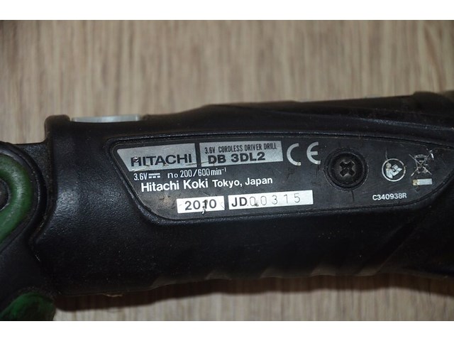 2 hitachi accu schroefmachines db3dl2 met 2 laders en 2 accu (b402) - afbeelding 5 van  5