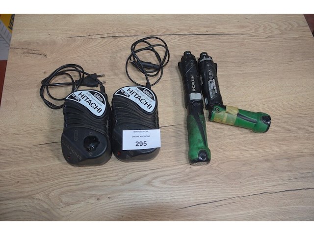 2 hitachi accu schroefmachines db3dl2 met 2 laders en 2 accu (b402) - afbeelding 1 van  5