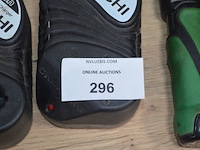 2 hitachi accu schroefmachines db3dl2 met 2 laders en 2 accu (b402) - afbeelding 2 van  5