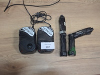 2 hitachi accu schroefmachines db3dl2 met 2 laders en 2 accu (b402) - afbeelding 1 van  5