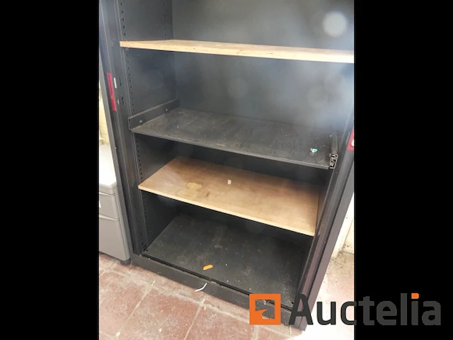 2 hoge kasten met luiken, onderkast met luiken - afbeelding 5 van  10
