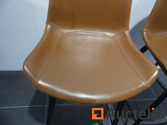 2 hoge krukken 65 cm - afbeelding 1 van  7
