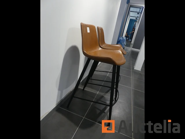 2 hoge krukken 65 cm - afbeelding 7 van  7