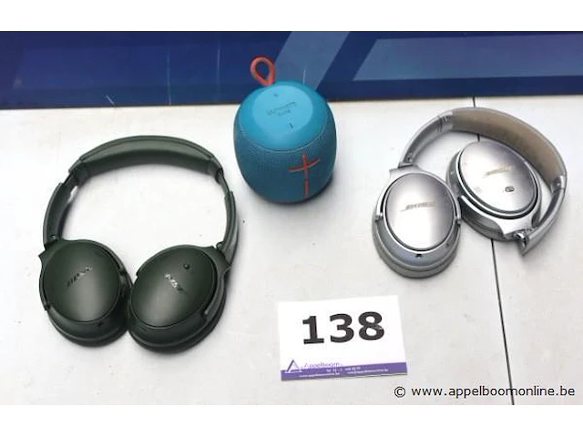 2 hoofdtelefoons bose en wireless speaker, werking niet gekend - afbeelding 1 van  4