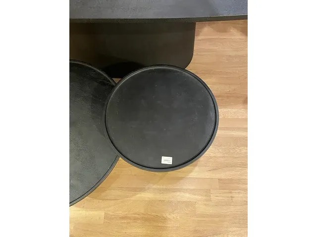 2 houten bijzettafels - afbeelding 4 van  5