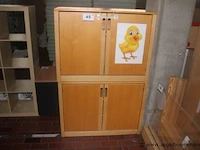 2 houten opbergkasten - afbeelding 1 van  1