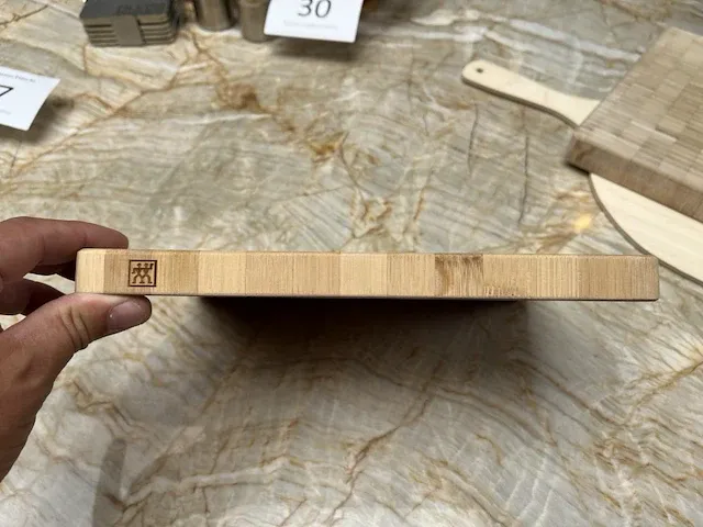 2 houten snijplanken en pizzaschep - afbeelding 5 van  10