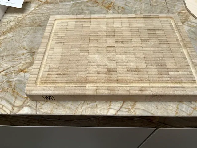 2 houten snijplanken en pizzaschep - afbeelding 6 van  10