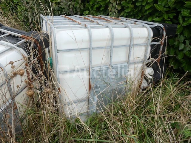 2 ibc-tanks - afbeelding 5 van  8