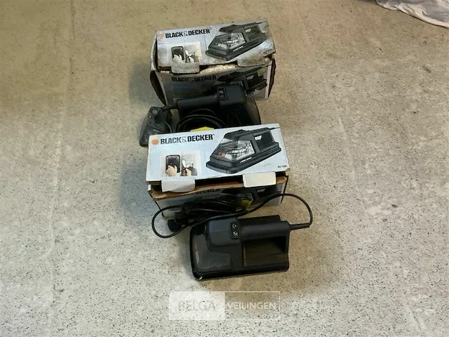 2 identieke behangafstomers black & decker bd1200 - afbeelding 1 van  6