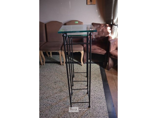 2 ijzeren bijzet tafels met glazen blad - afbeelding 1 van  3