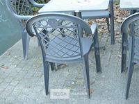 2 ijzeren tafeltjes + 5 stoelen bois le duc - afbeelding 2 van  6