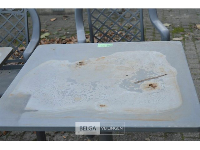 2 ijzeren tafeltjes + 5 stoelen bois le duc - afbeelding 3 van  6