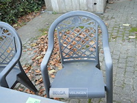 2 ijzeren tafeltjes + 5 stoelen bois le duc - afbeelding 5 van  6