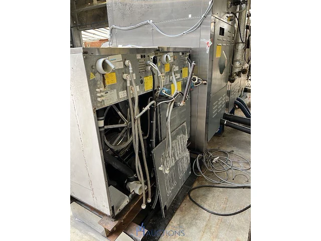 2 industriële wasmachines primus - afbeelding 8 van  10