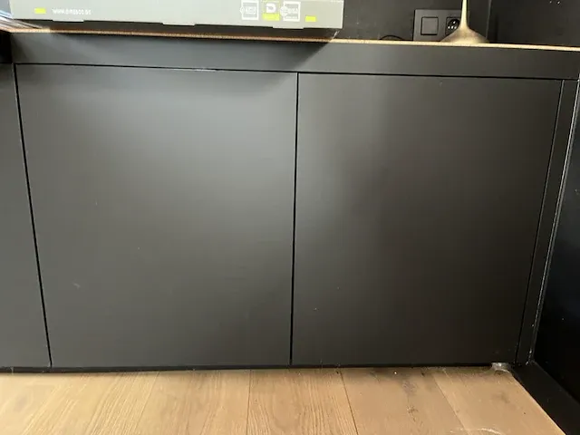 2 ingebouwde lage wandkasten - afbeelding 2 van  13