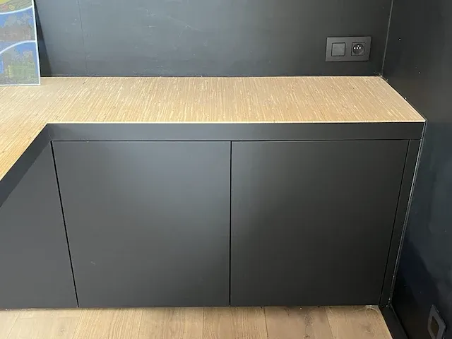 2 ingebouwde lage wandkasten - afbeelding 5 van  13