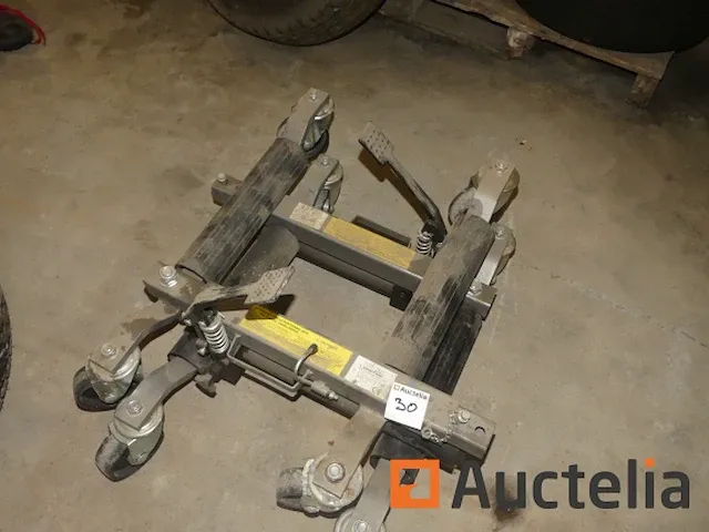 2 jack jacks voor verhuizing wiltec voertuigen - afbeelding 1 van  3