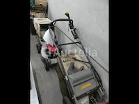 2 kaaz benzine grasmaaiers - afbeelding 3 van  11