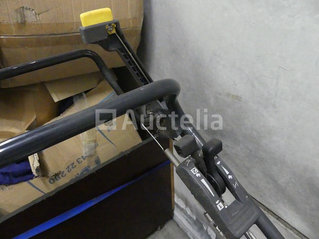 2 kaaz benzine grasmaaiers - afbeelding 8 van  11