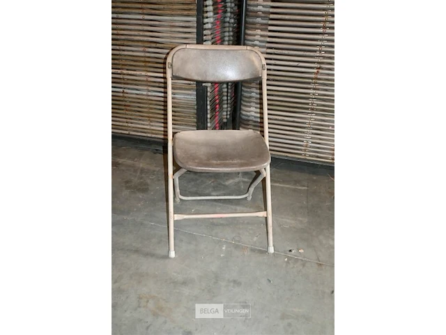 2 karren met stoelen - afbeelding 5 van  6