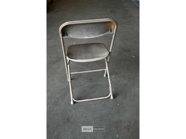 2 karren met stoelen - afbeelding 6 van  6