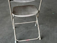 2 karren met stoelen - afbeelding 6 van  6