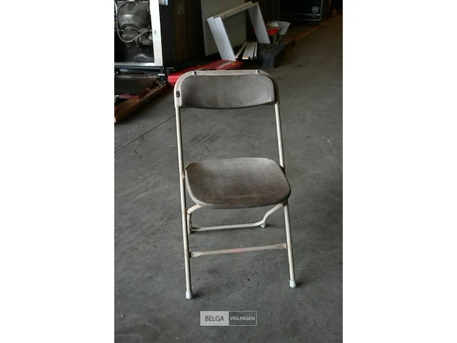 2 karren met stoelen - afbeelding 5 van  6