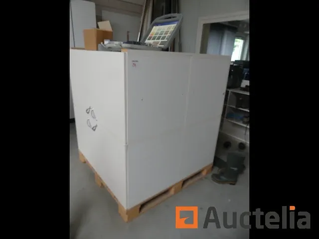 2 kasten 4-deuren met monsters - afbeelding 2 van  4