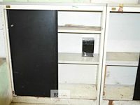 2 kasten met schuifdeuren - afbeelding 2 van  3