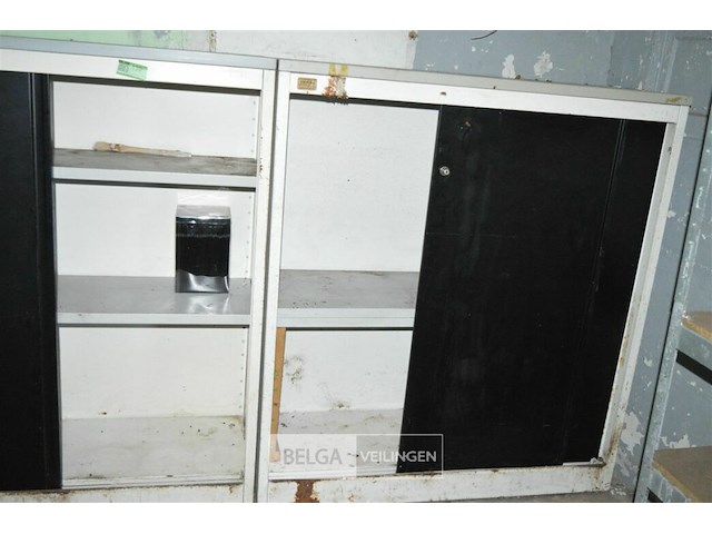 2 kasten met schuifdeuren - afbeelding 3 van  3