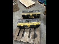 2 keer gereedschapskoffer stanley - afbeelding 1 van  4