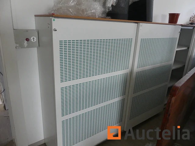 2 kledingkasten met dubbele schuifdeuren - afbeelding 1 van  7