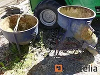 2 kleine betonnen cufa - afbeelding 6 van  6