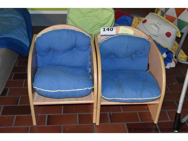 2 kleine houten zeteltjes - afbeelding 1 van  1