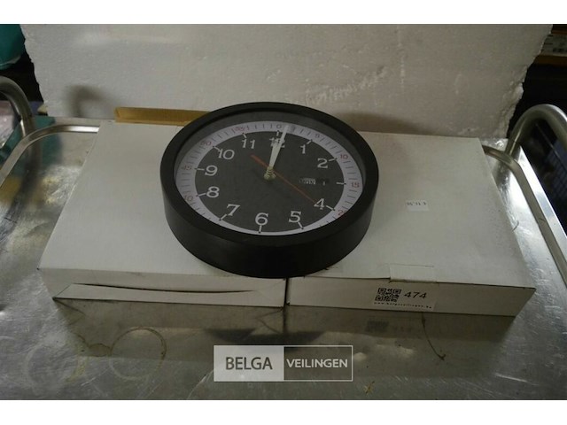 2 klokken - afbeelding 1 van  3
