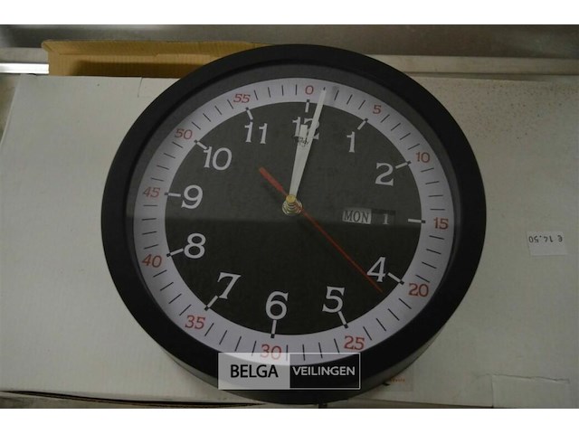 2 klokken - afbeelding 2 van  3