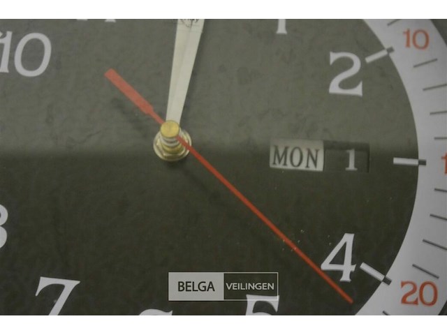 2 klokken - afbeelding 3 van  3