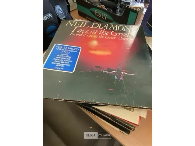 2 koffers met vinyl singels + lp's - afbeelding 3 van  3