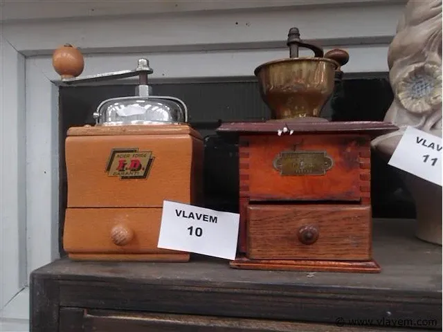 2 koffiemolens - afbeelding 1 van  1