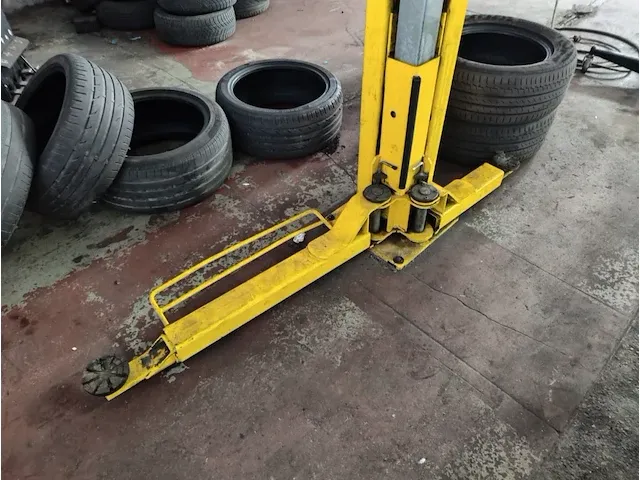 2 koloms hydraulische hefbrug nussbaum 2,30sl - afbeelding 2 van  15