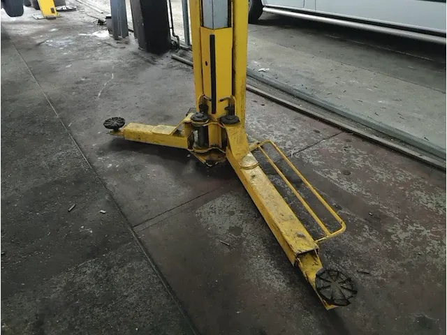 2 koloms hydraulische hefbrug nussbaum 2,30sl - afbeelding 15 van  15