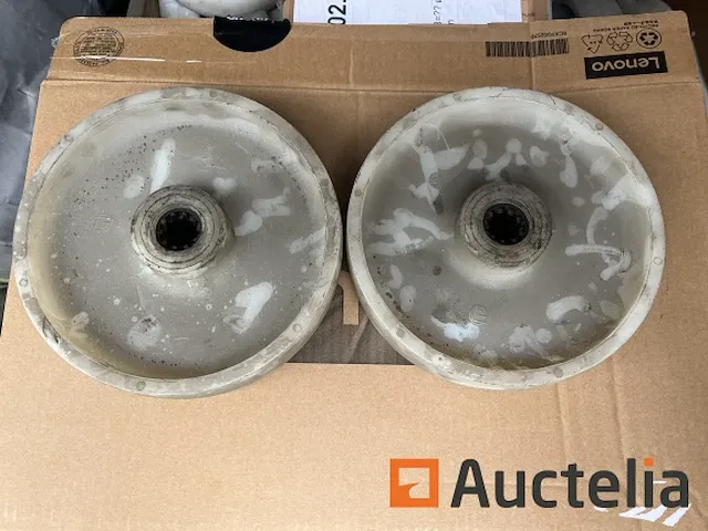 2 kunststof wielen 20x5cm - afbeelding 1 van  3