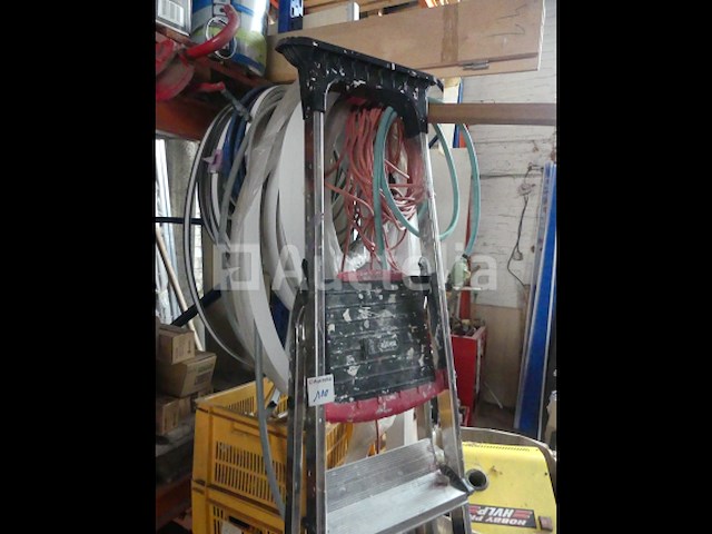 2 ladders, 2 trapladders - afbeelding 2 van  10