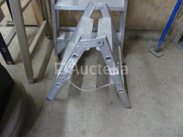 2 ladders + trapladder - afbeelding 5 van  11